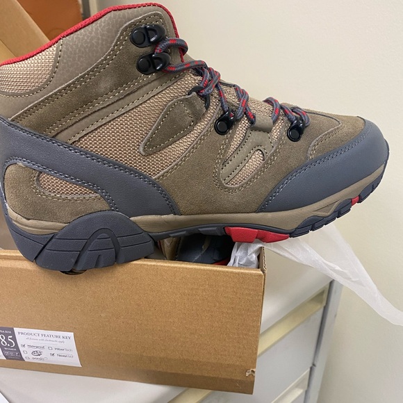 Bearpaw hiking boot - Picture 5 of 5